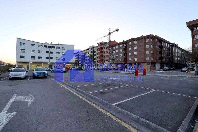 Foto 856b6ef0-d510-41f1-ac59-e2adf56912fc. Local comercial a Lugones Siero