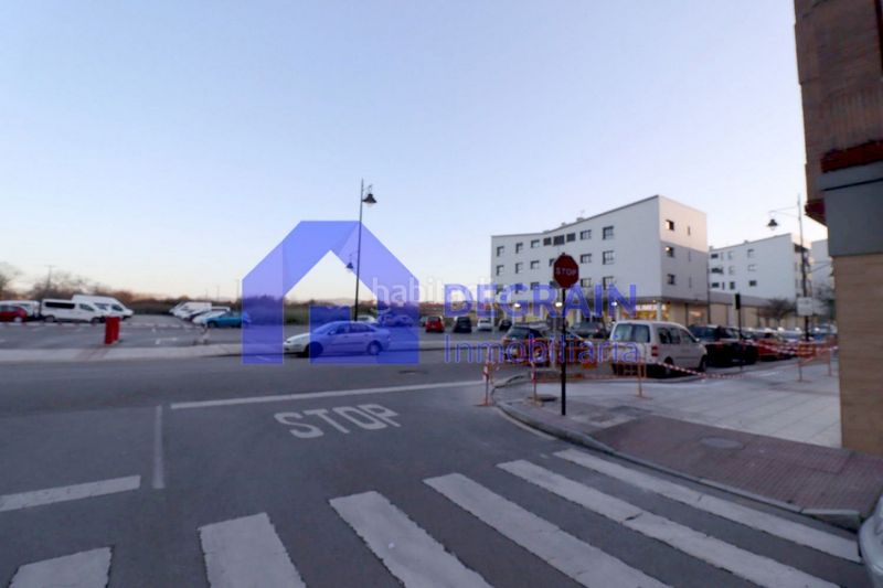 Foto 94d40049-492f-4624-af64-2210e0fbf71b. Local comercial a Lugones Siero