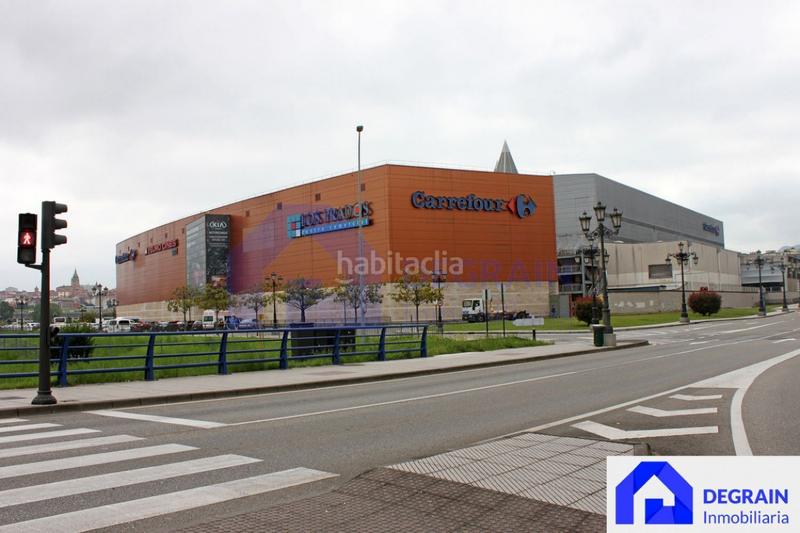 Foto 4668d137-7aed-42de-9a57-15ef4d75d840. Alquiler local comercial referencia7312teléfono de información 684643991 rene local totalmente instalado de 1.300m2 lado huca condiciones a negociar en fun en Oviedo