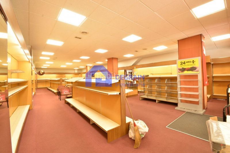 Foto 040e25e0-a850-4ea0-a511-acd3a00dc71b. Local comercial a Ventanielles Oviedo