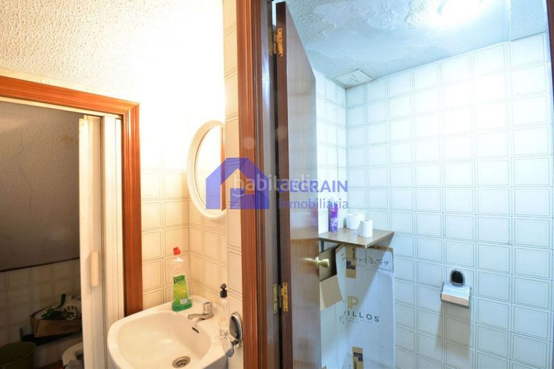 Foto 2ab79141-c2ff-4681-9d4c-cf7f197fd157. Local comercial a Ventanielles Oviedo