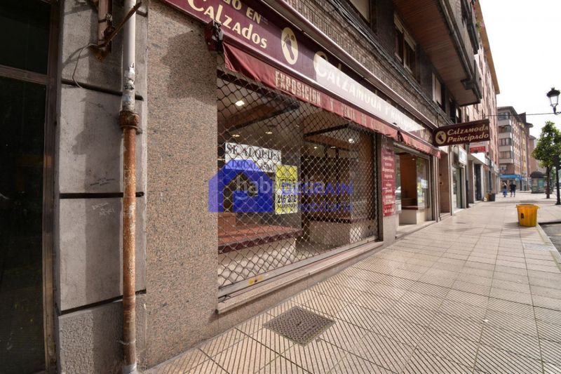 Foto 7f38efe3-5c56-466c-8c32-312bc47093bc. Local comercial a Ventanielles Oviedo