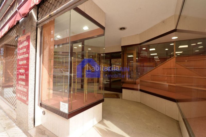 Foto d06bfbc1-f0ed-427d-ac5b-c775fdfe2091. Local comercial a Ventanielles Oviedo