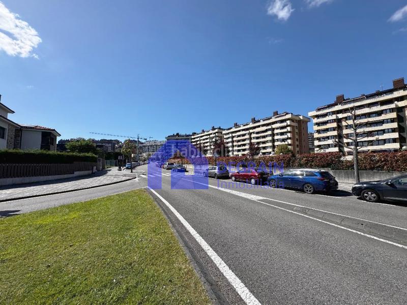 Foto eaf7eee0-7e46-4b06-ab1f-37d2568dbae0. Terrain résidentiel dans Montecerrao Oviedo