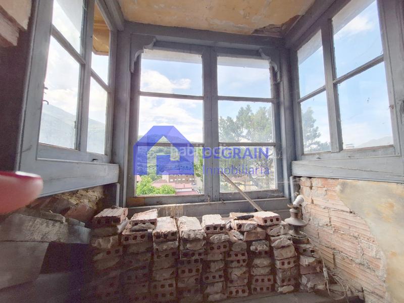 Foto 56177f5a-8a99-4c05-b011-ccd713e0bf75. Casa adossada a Lena
