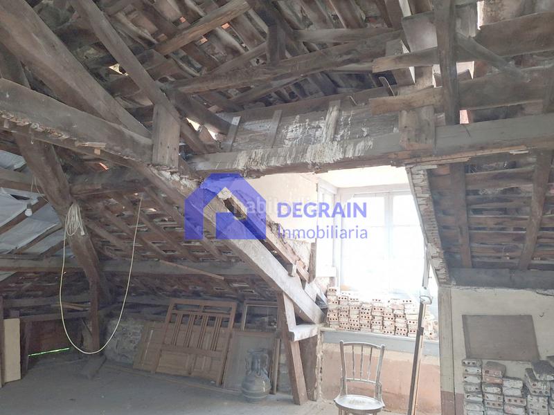Foto 8e69e577-93bd-4777-b4af-c704d418fb32. Casa adossada a Lena