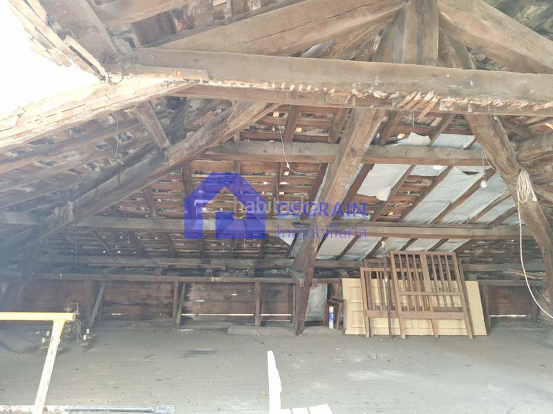 Foto eaaef4ce-1d99-4af3-9fd1-48d382170150. Casa adossada a Lena