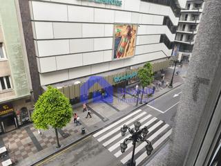 Location Appartement  Oviedo - calle uria. Alquiler vacio en la calle uria tres dormitorios con terraza