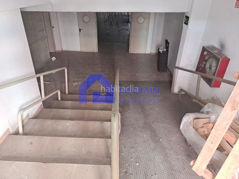 Foto 0b7b3120-73b5-4b9c-957c-559668d9362d. Local comercial a Vallobín Oviedo