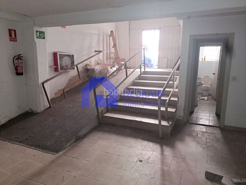 Foto 472bc110-3d63-40a1-a847-62f7cbcbb027. Local comercial a Vallobín Oviedo