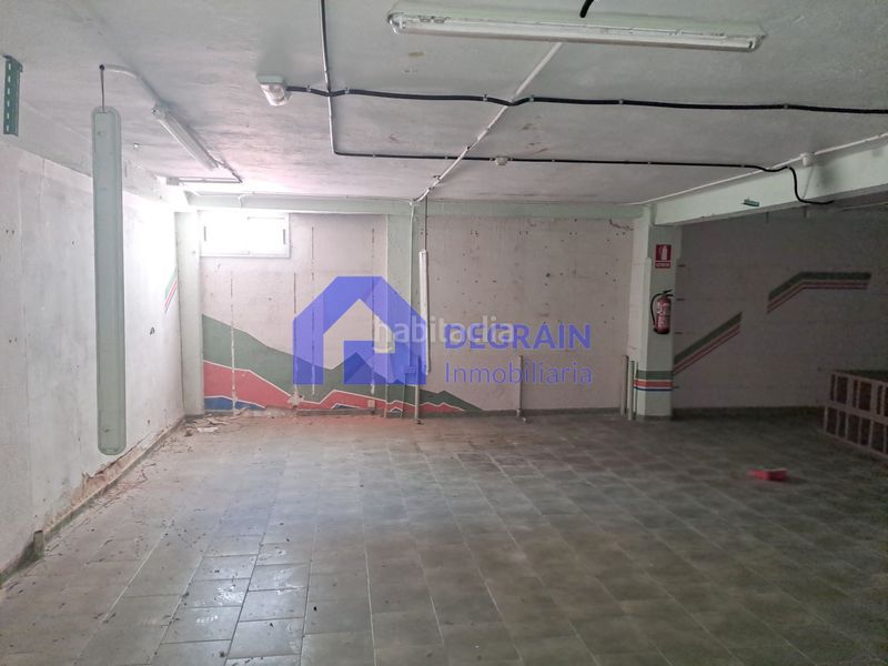 Foto d40dd6bc-a205-4960-92af-c76d796122ab. Local comercial a Vallobín Oviedo