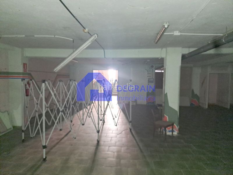 Foto ea4eed05-bc9d-4aba-a8f3-b4a67957f155. Local comercial a Vallobín Oviedo