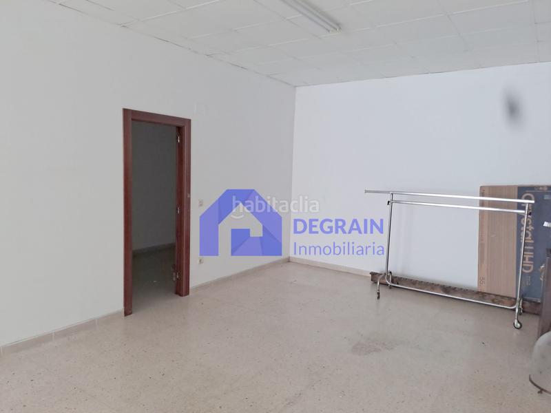 Foto 553394ec-1b07-444e-8a25-058e55cb7e25. Rent business premise in Vallobín Oviedo