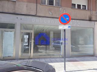 Local Comercial en Oviedo - CALLE MAXIMIALIANO ARBOLEYA