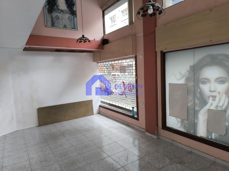 Foto 55b0e126-7592-4ad1-bbe0-96039ca7f9c9. Lloguer local comercial a Llano Gijón