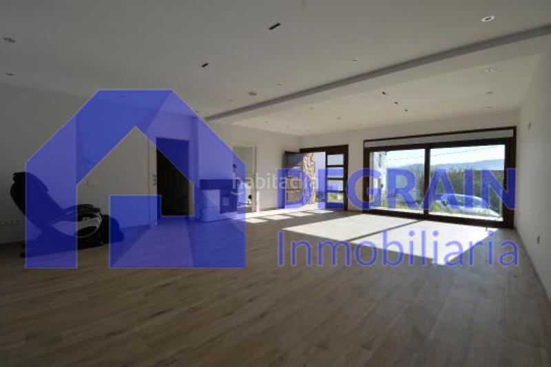 Foto da2483a1-fc04-4a0f-839e-43974ba16600. Affitto locale commerciale in Fozaneldi - Tenderina Oviedo