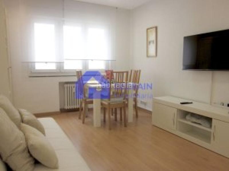Foto 5fd96880-6825-485b-a658-cfc66b47ca13. Affitto appartamento con riscaldamento in Salesas - Foncalada - Campoamor Oviedo