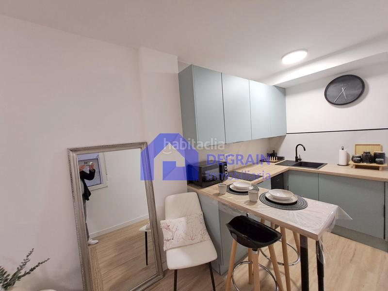 Foto db316202-ddb9-466e-8e11-d762eff890d1. Piso ref. 9841. atención personalizada en el teléfono 684643991 venta de estudio zona parque de invierno rodeado de todos los servicios en Oviedo