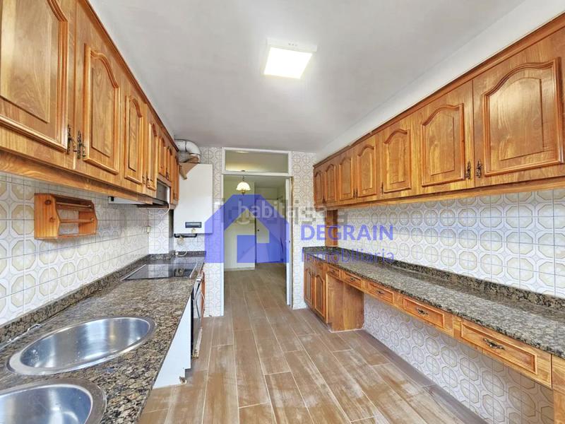 Foto b7e21864-1d21-4489-8ae3-e7fa0534e74c. Pis amb calefacció a la pola Siero Siero