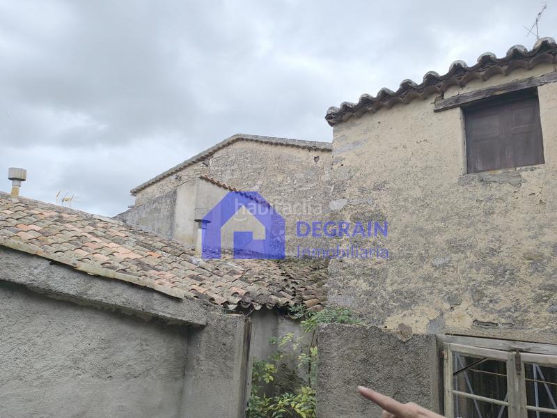 Foto 36aefda5-b22c-4403-a974-e5ad1b8d1f21. Casa a schiera con parcheggio in Ledesma
