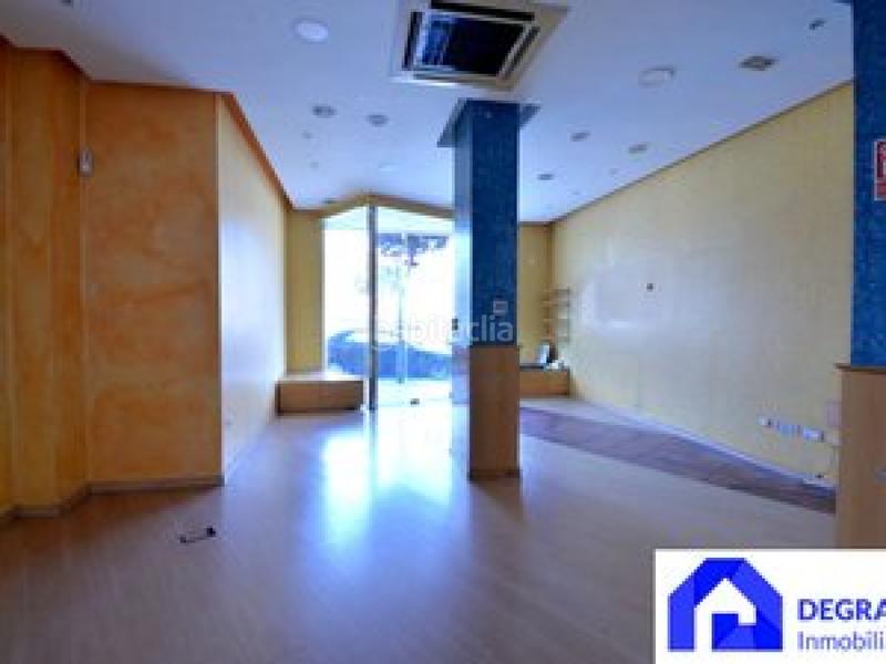 Foto 01155c8d-258a-4fb1-91b6-4983453866b6. Affitto locale commerciale in Milán - Pumarín Oviedo