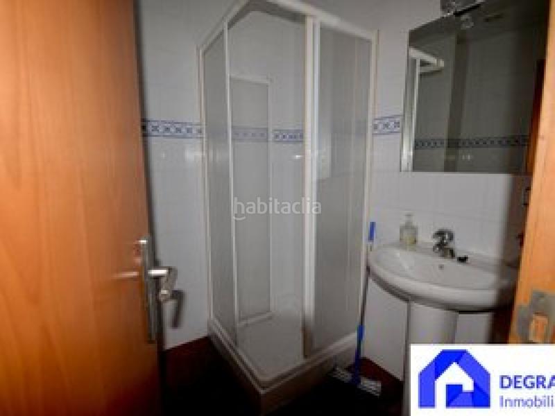 Foto 1582ebe1-6cc0-4f06-9bf6-d06a13ab3fda. Lloguer local comercial a Milán - Pumarín Oviedo