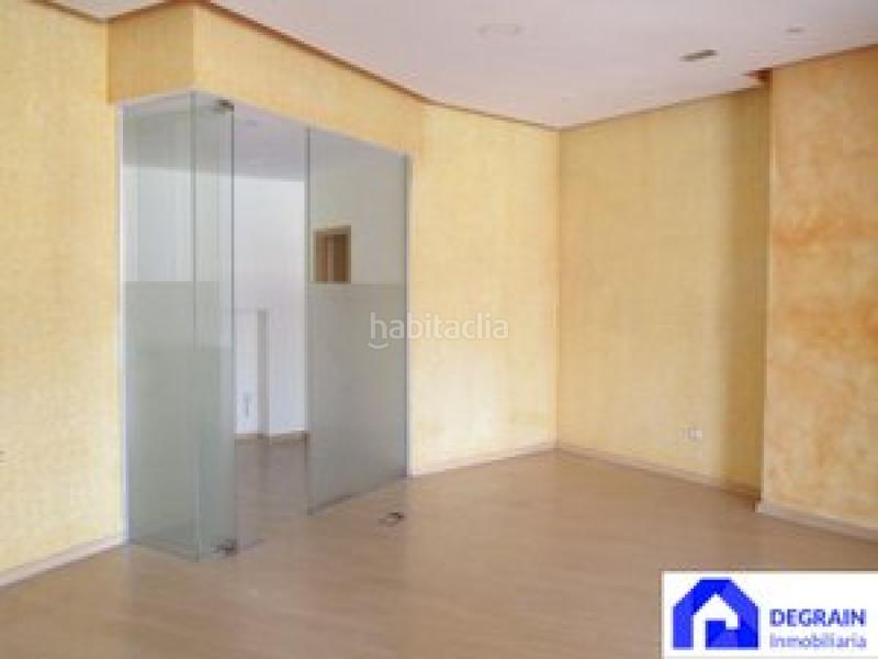 Foto 1d66eedb-f1ab-48ee-a4bd-d260c0c0abd0. Lloguer local comercial a Milán - Pumarín Oviedo