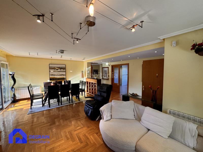 Foto 6ef47f9a-3997-4009-8a7d-721acf36de80. Casa Olivares chalet independiente de lujo en Olivares Oviedo