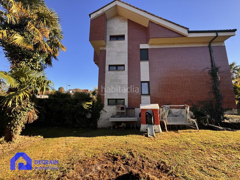 Foto b1310bb5-448d-450c-9c76-253c856f5a83. Casa Olivares chalet independiente de lujo en Olivares Oviedo