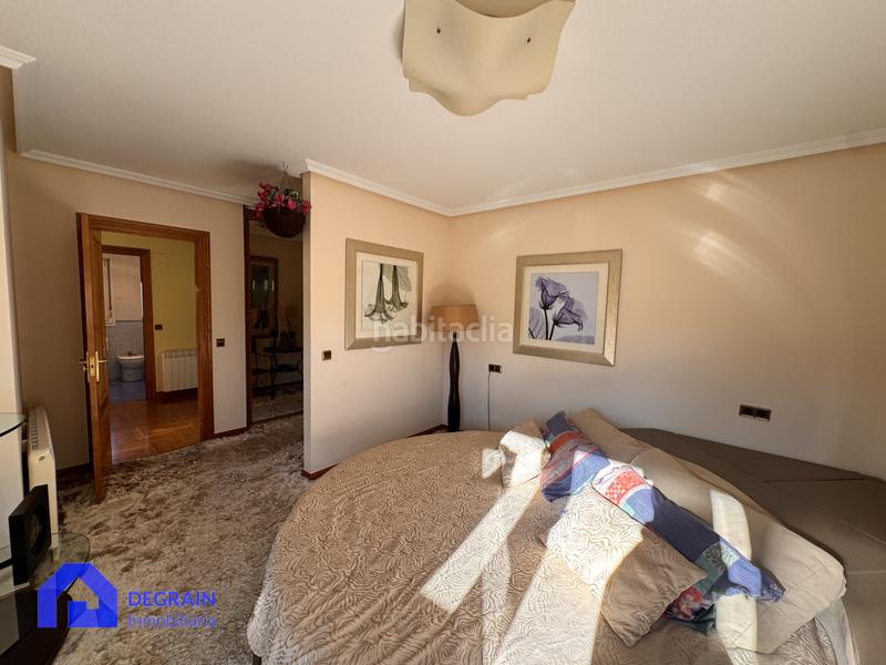 Foto b33bfd9e-a31e-4f82-9486-b31da235e420. Casa Olivares chalet independiente de lujo en Olivares Oviedo