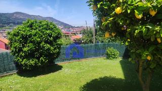 Casa aparellada  Oviedo - avenida de olivares. Oviedo  chalet adosado en olivares con jardín de 180m2