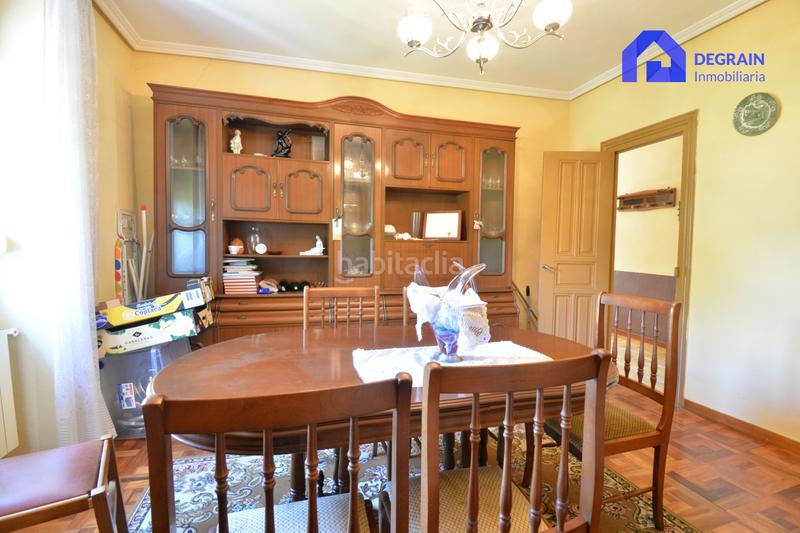 Foto 600186e8-3ee0-43a7-a2df-6f0bbec9aeb4. Haus mit heizung parking in Salas