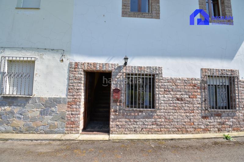 Foto 6d78d9f4-0121-4b31-b3ae-ea1f4ea695ae. Haus mit heizung parking in Salas