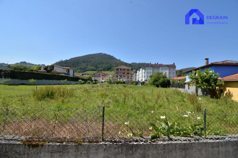 Foto 9c7bd3c2-d26d-48cd-8732-15ea31b45159. Haus mit heizung parking in Salas