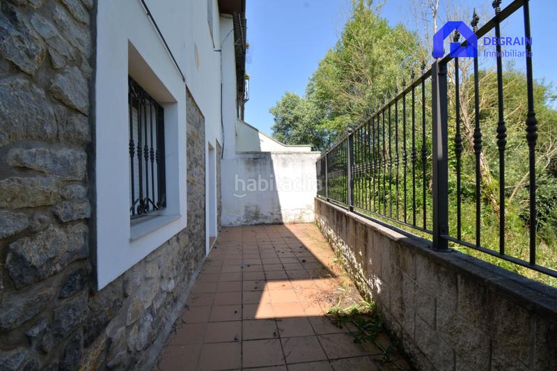 Foto a139545a-a784-4492-bfe0-213b2bc36553. Haus mit heizung parking in Salas