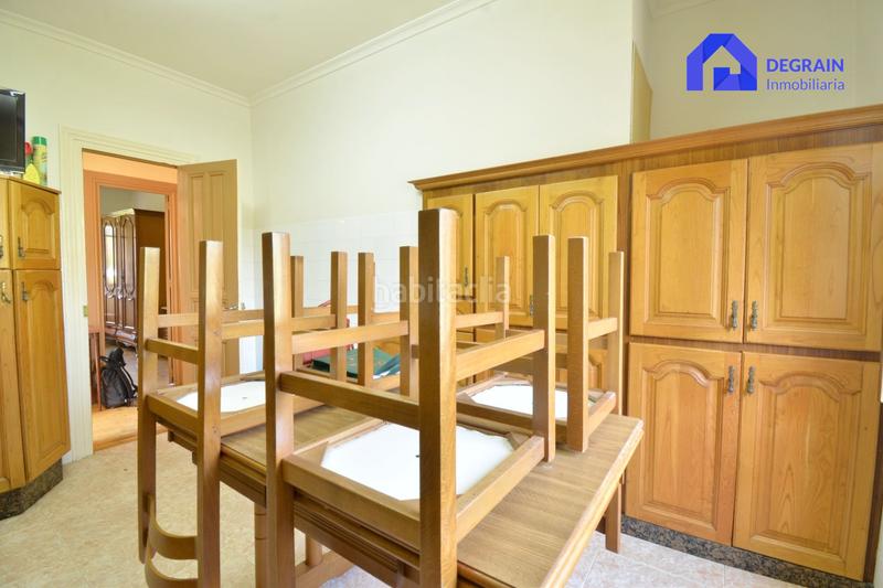 Foto a7853f53-8ddd-4d01-8420-779bc33108a9. Haus mit heizung parking in Salas