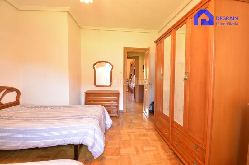 Foto b08e2210-3f7d-49cc-af54-0f12264af416. Haus mit heizung parking in Salas