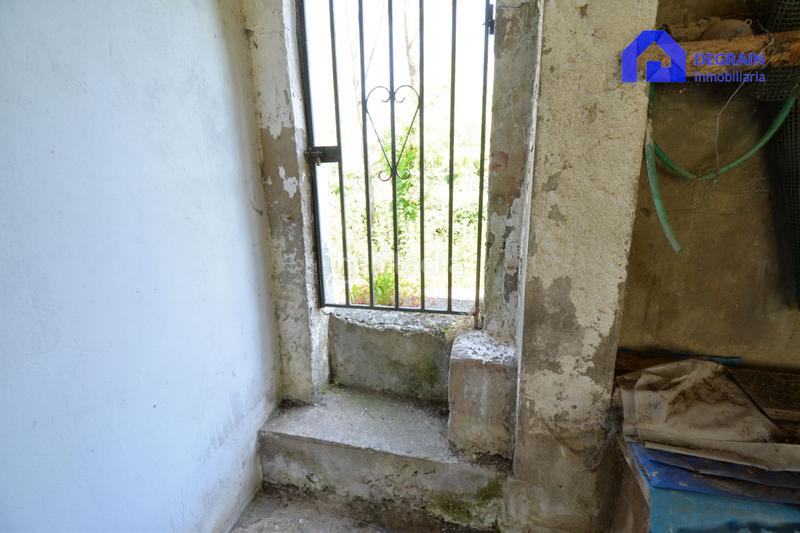 Foto f195cb54-4820-4025-b391-dde8b0fa7ef5. Haus mit heizung parking in Salas