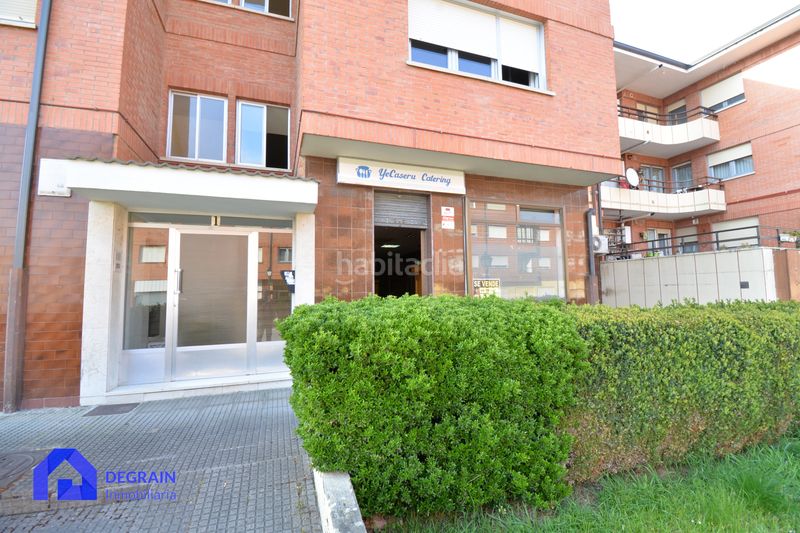 Foto 095d65fa-34d1-4199-ba79-90b1854af3cd. Local comercial a Salas