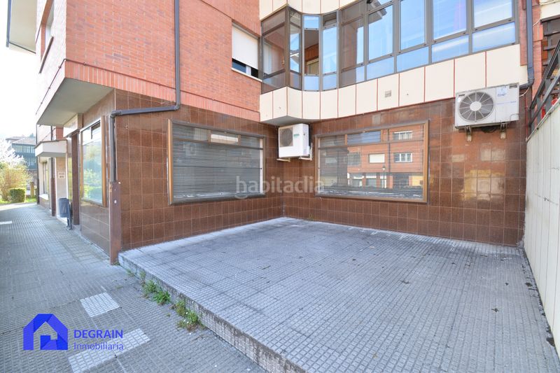Foto 198de52f-8f6b-4a0a-b742-0b4761caa495. Local comercial a Salas