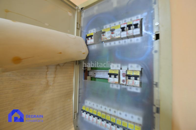 Foto 55981c4e-27b2-4c83-a266-70cd4633e9c8. Local comercial a Salas