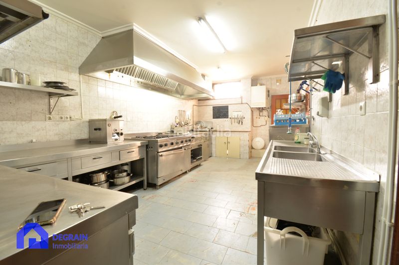 Foto 93f03a77-3849-439c-99f6-63f2dd00eb5c. Local comercial a Salas