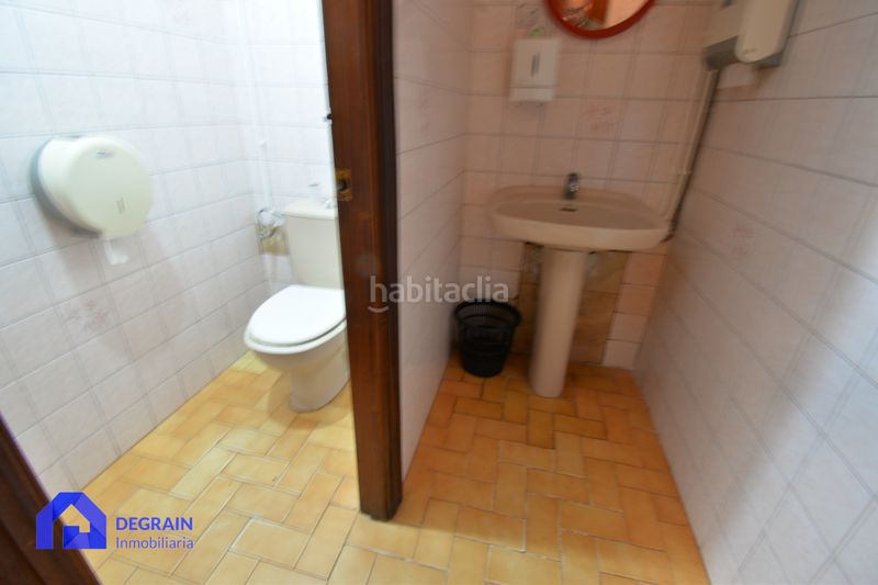 Foto a0f38a03-0cb5-4d6d-93b7-b344d5cbe56c. Local comercial a Salas