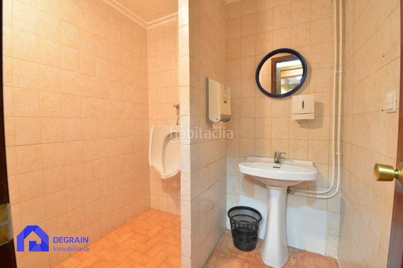 Foto c467143f-6eaf-4562-bca0-39a7365fb0d5. Local comercial a Salas