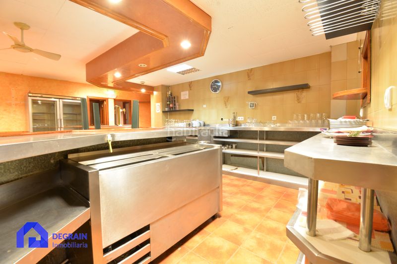 Foto d7d0ad06-9938-49bf-bcbb-0dd207ed81dc. Local comercial a Salas