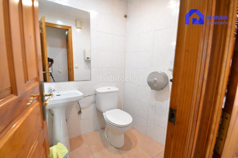 Foto 07f17762-ffcc-480f-96c9-2d24e7833790. Rent business premise in Teatinos - Los Prados Oviedo