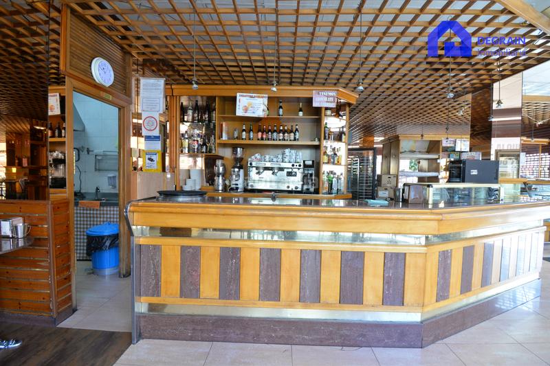 Foto 46b4fa4c-8e1f-4c24-801f-8f56b5be475c. Rent business premise in Teatinos - Los Prados Oviedo