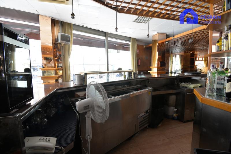 Foto 74bca6d3-53c1-49ca-b167-56bbbb197da2. Rent business premise in Teatinos - Los Prados Oviedo