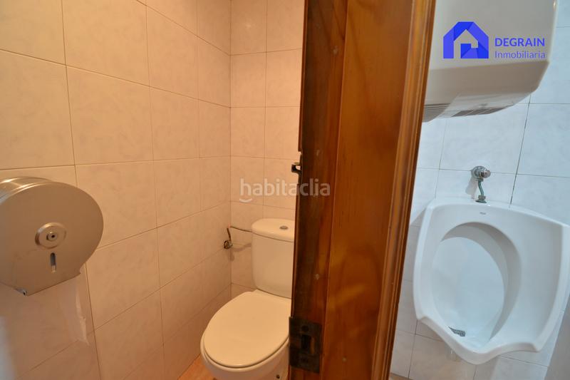 Foto a9b20f2b-49e2-4993-8e5e-3af6a18842ec. Rent business premise in Teatinos - Los Prados Oviedo