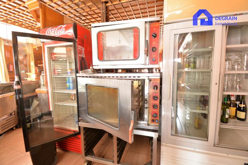 Foto b00d8caf-a448-4039-8475-0705b5fdee2b. Rent business premise in Teatinos - Los Prados Oviedo